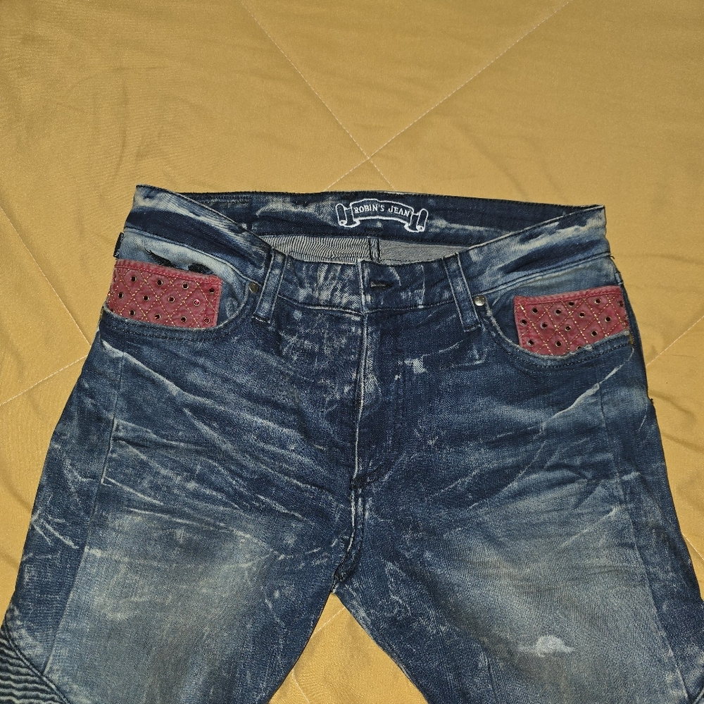 Robin's Jean In Blue with Red Accents - Picture 2 of 9